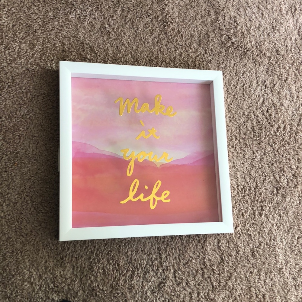 Wall decor - Picture 1 of 1